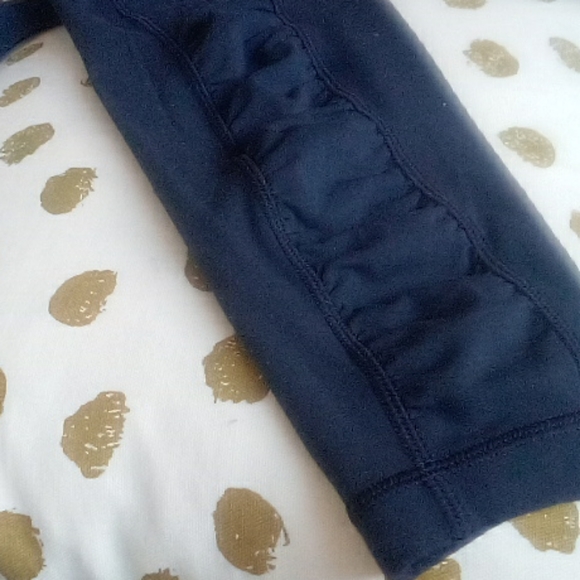 Medium Yoga Pants - Picture 4 of 6